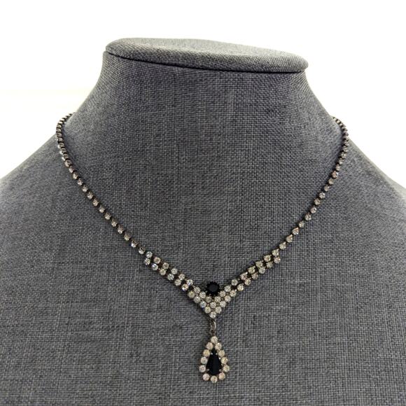 Vintage Retro Glam Glass Rhinestone Dangle Teardrop Faux Onyx Pendant Necklace - Picture 1 of 4